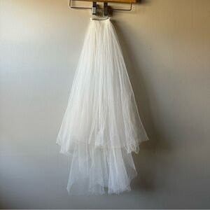 White Short Tulle Bride Veil Bachelorette Party Bridal Shower Comb Headpiece